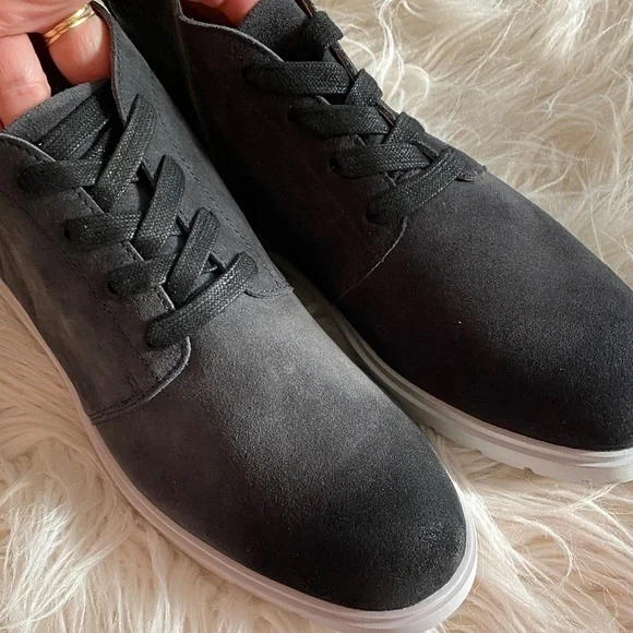 FRYE Connor Chukka silky Suede bluestone Men's Shoes